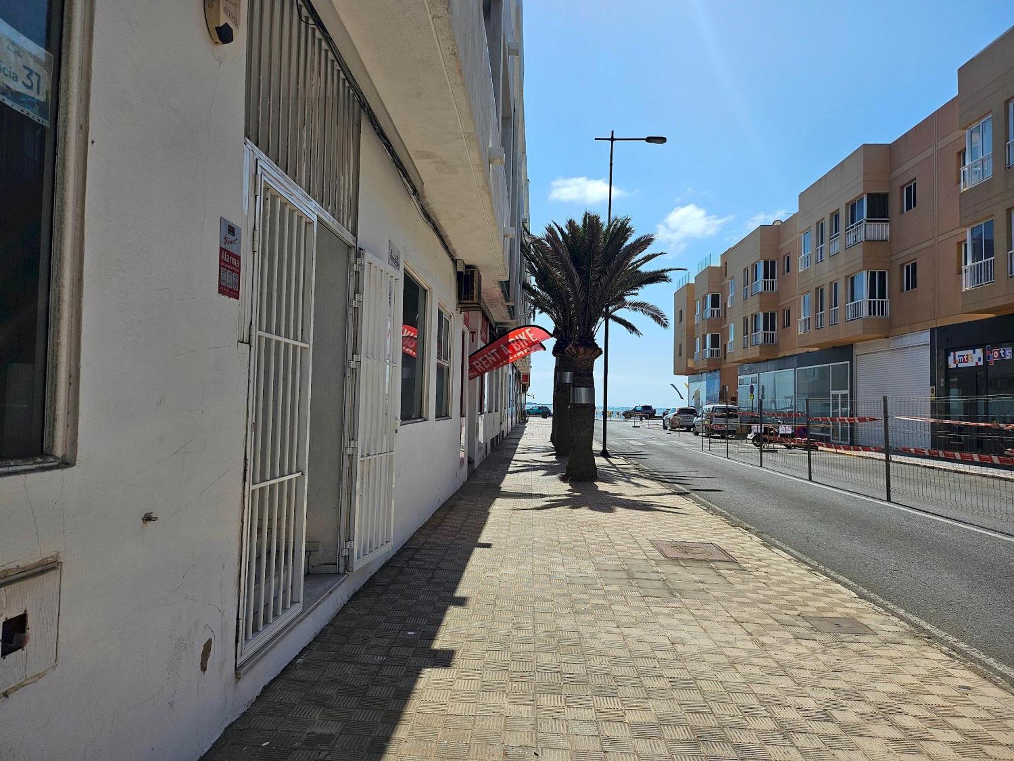 Corralejo Coliving By Amazzzing Travelホステル エクステリア 写真